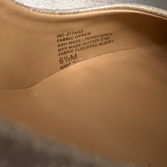 I.N.C. Zitah Pearl Gold Pumps - Picture 6 of 12